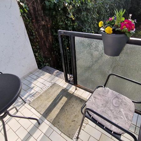 Ferienwohnung - Am Stadtgarten Saarlouis Exterior foto